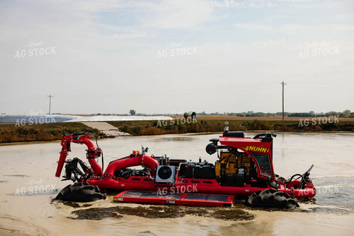 Manure Agitator Crawler in Lagoon 152311