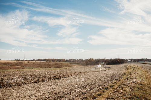 Applying Anhydrous Ammonia in Field 3588