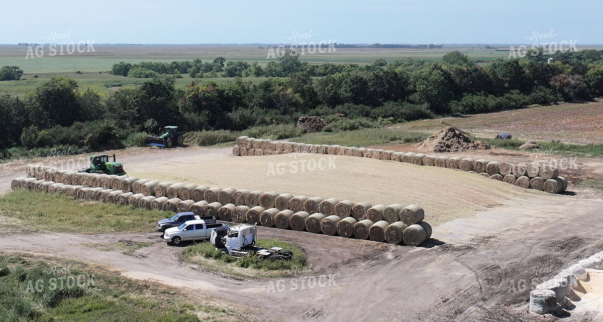 Packing Silage Pile 141760