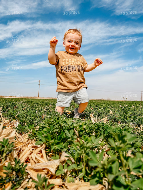 Farm Kid in Field 56291