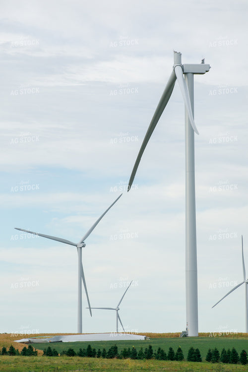 Broken Wind Turbine 145049