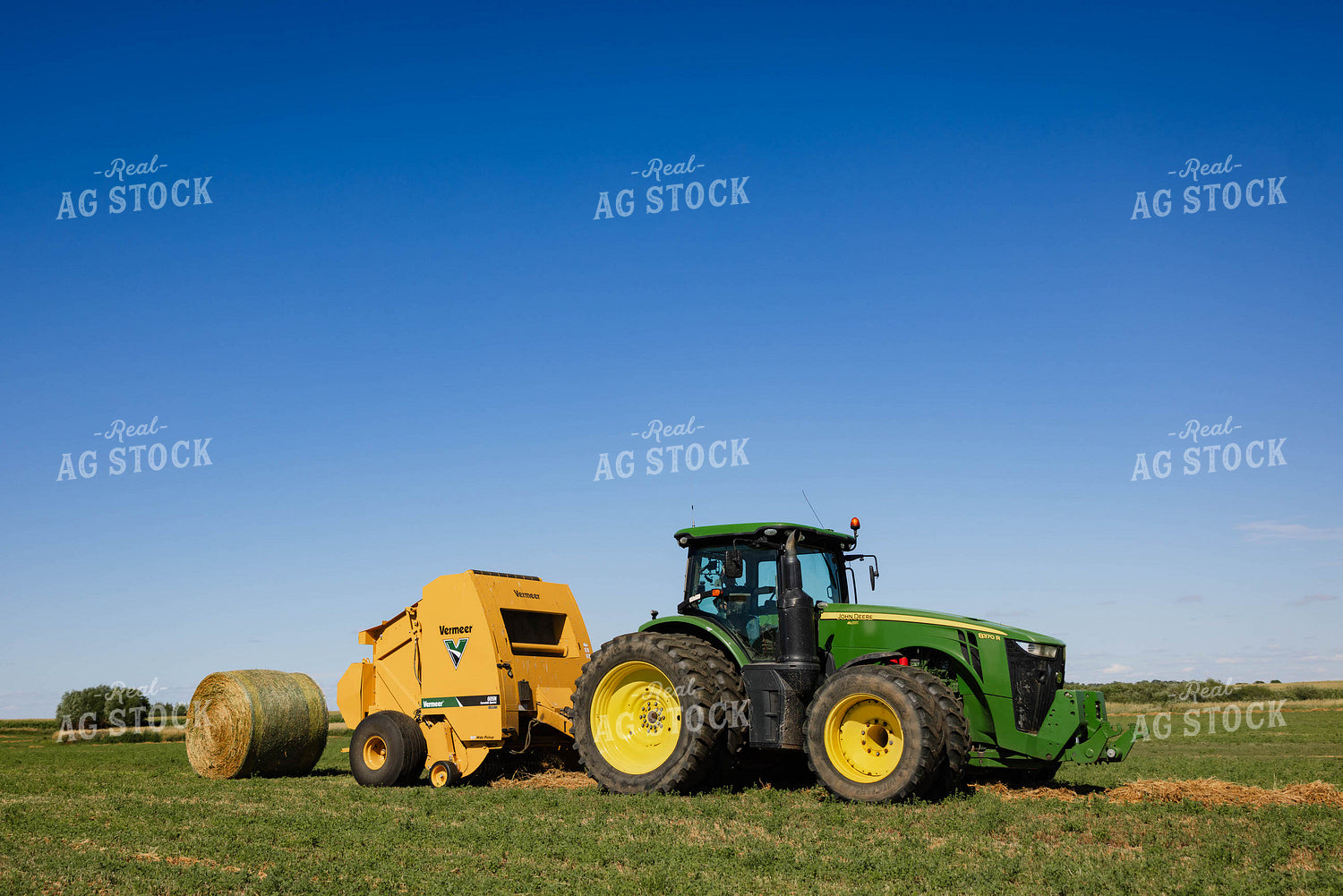 Baling Hay 152261