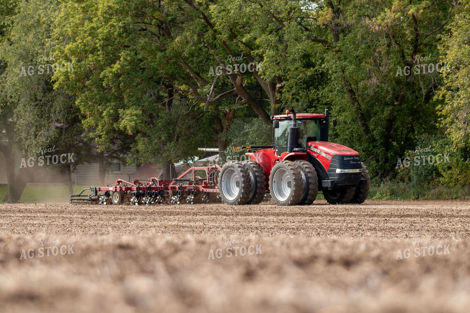 Chisel Plowing 157096
