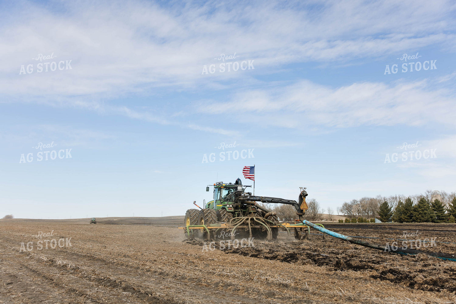 Injecting Manure 152739