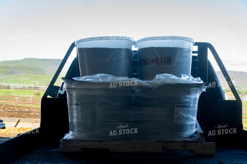 Mineral Tubs in Pickup 65631
