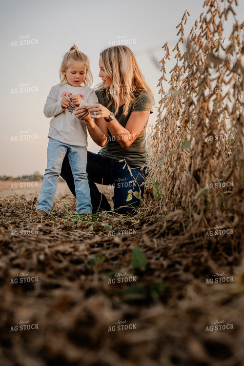 Female Agronomist with Kid 9249