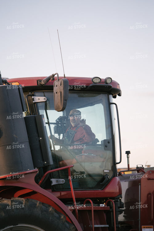 Grain Cart Driver Farmer 70043
