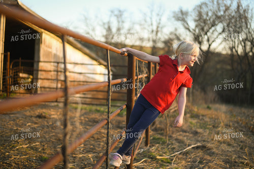 Farm Kid on Fence 191023