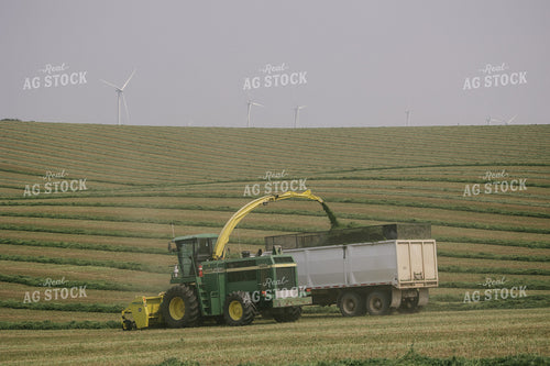 Harvesting Hay Silage 70084