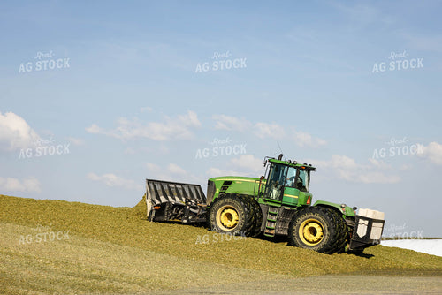 Packing Corn Silage 152937