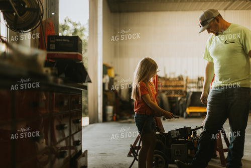 Farm Family in Shop 8713