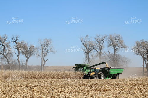 Combine Filling Grain Cart 82048