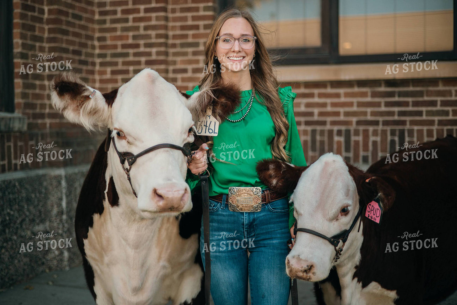 Girl with Show Cattle 194035