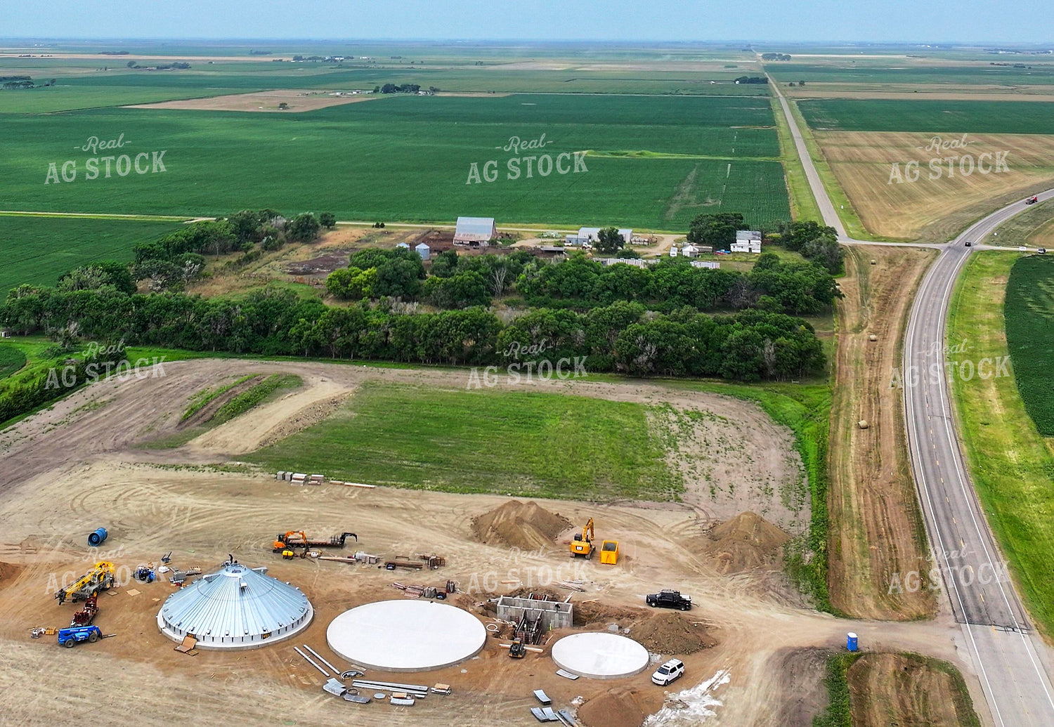 Grain Bin Construction 141683