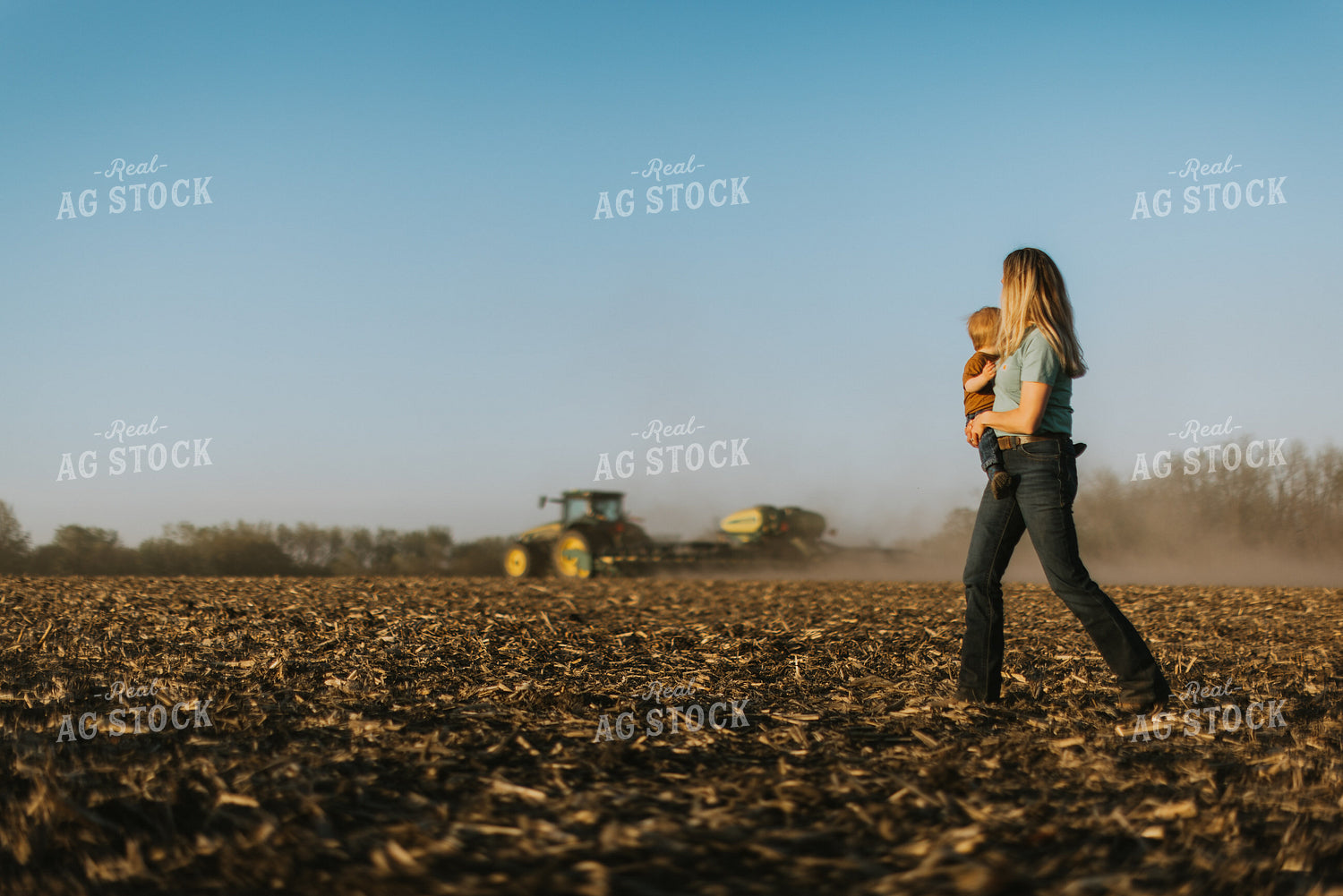 Farm Wife and Child Watch Tractor Plant 7689