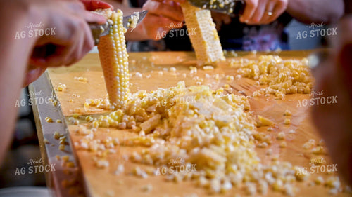Cutting Sweet Corn off the Cob 25254