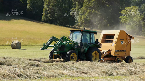 Baling Hay 295155