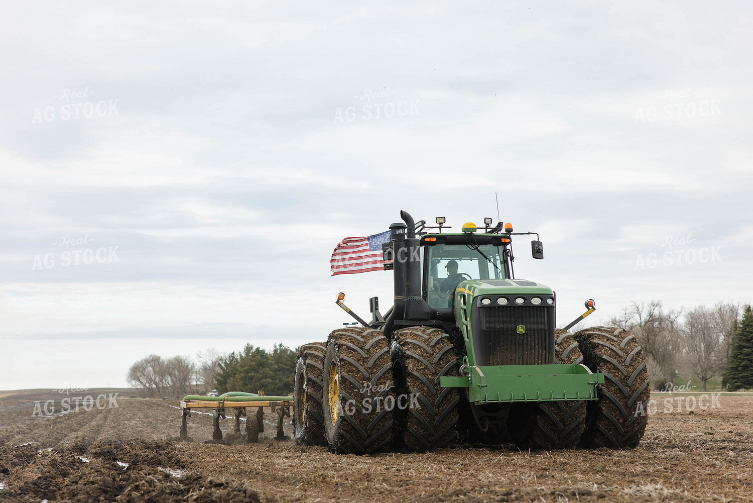 Injecting Manure 152715