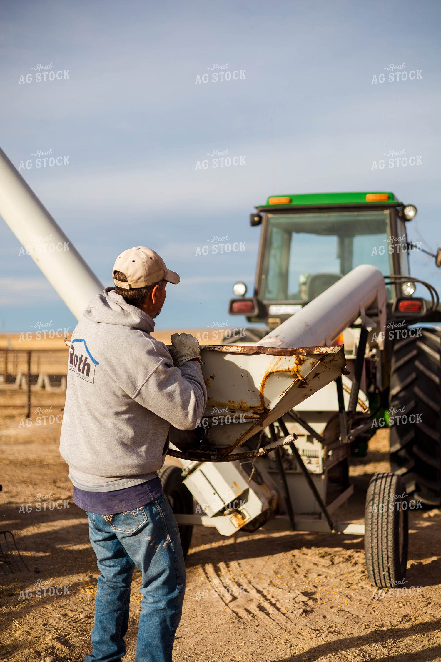 Grinding Corn to Feed Cattle 97274