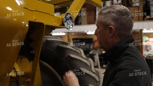 Farmer Fixes Self-Propelled Sprayer