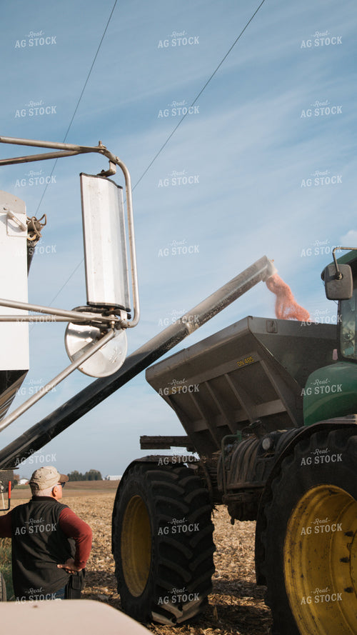 Loading Dry Fertilizer 26131