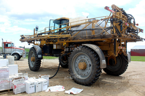Loading Sprayer 141127