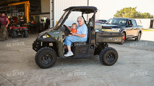 Farm Family on Side by Side 25277