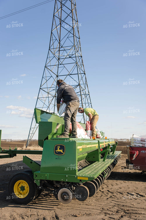 Farmer Filling Seeder 152867