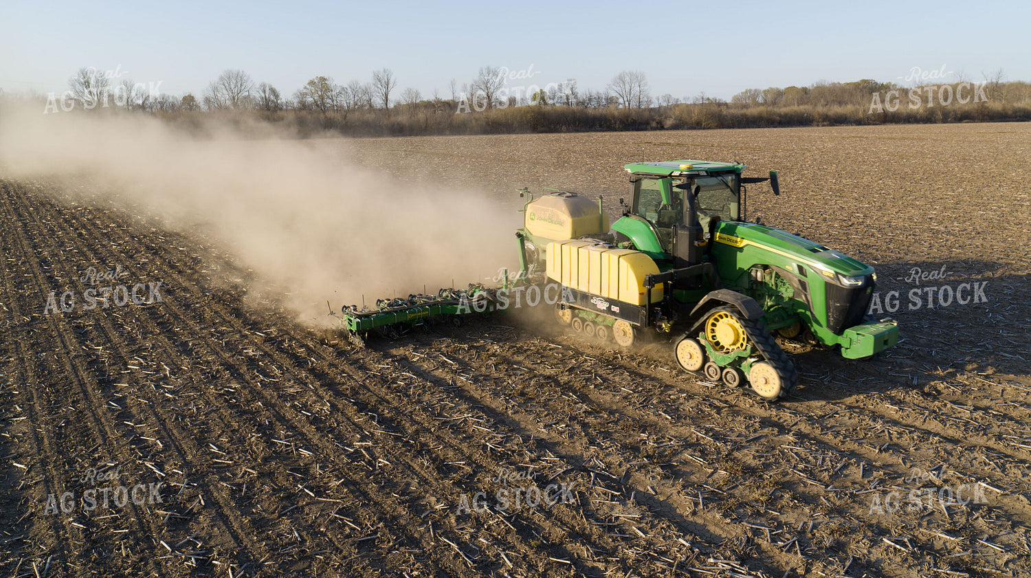 Planter in Field 80002