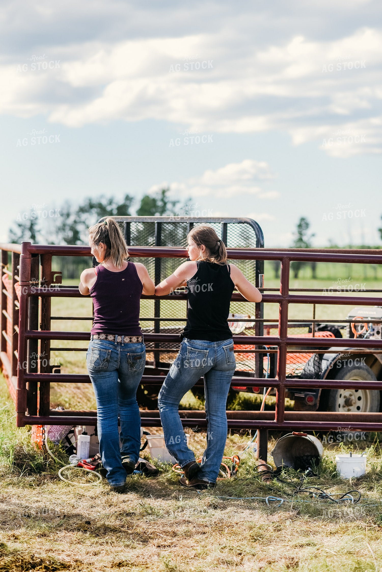 Farmers Standing by Fence 64331