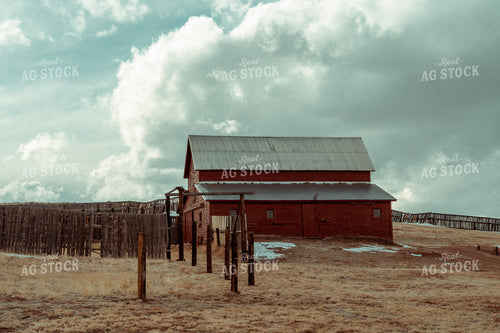 Scenic Red Barn 58042