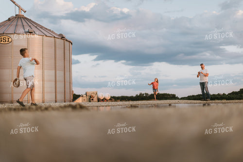 Farm Family Playing 8851