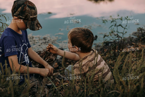 Farm Kids Fishing 108049