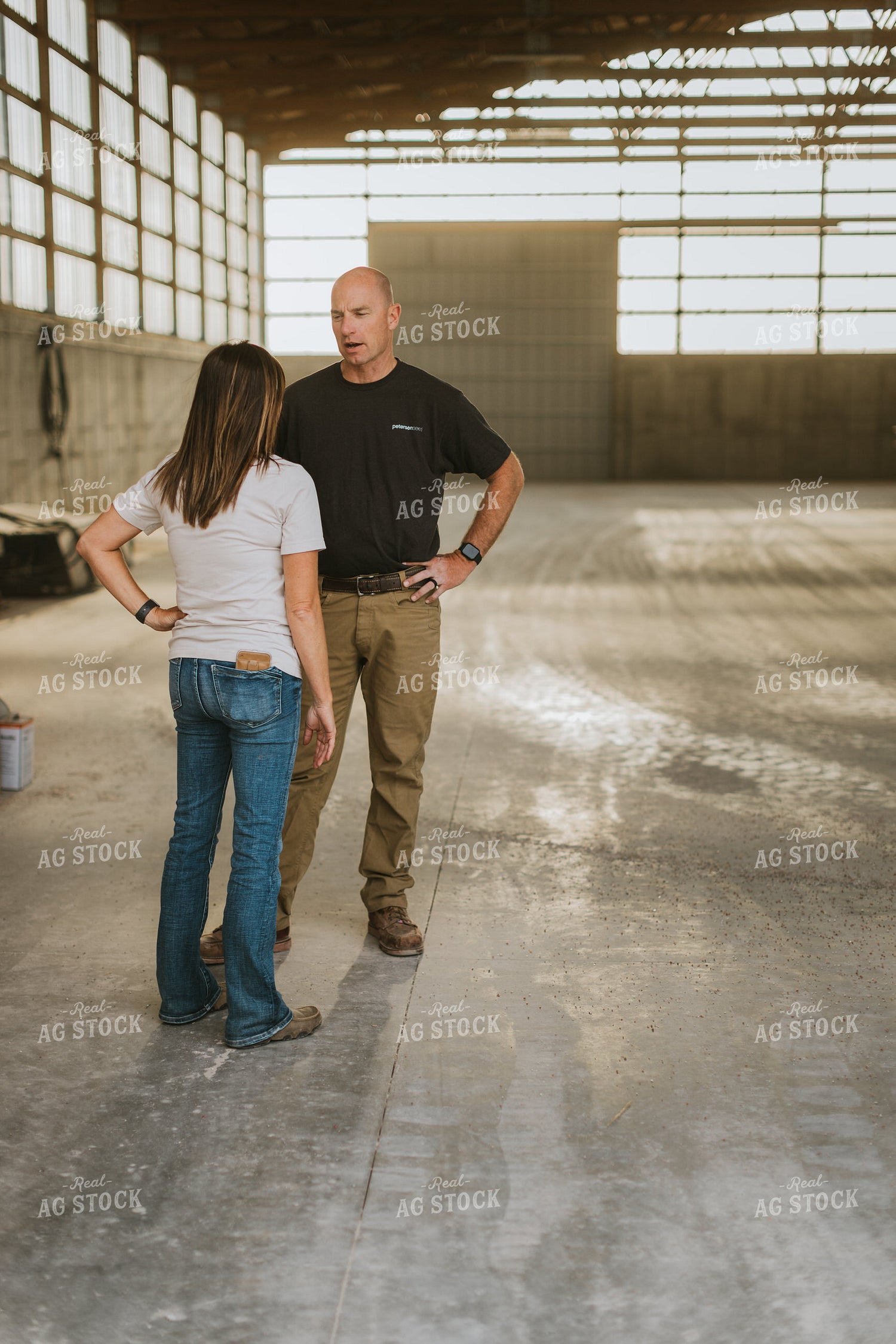 Farmers Talk in Shed 7607