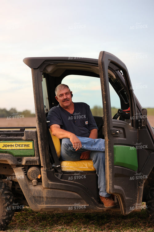 Farmer in Gator 52257