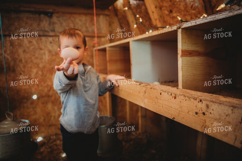 Farm Kid With Egg 6807