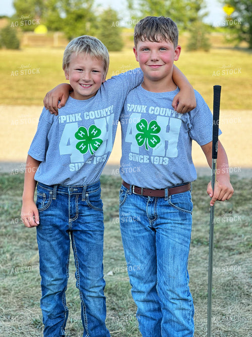 Farm Kids Show Cattle 141167