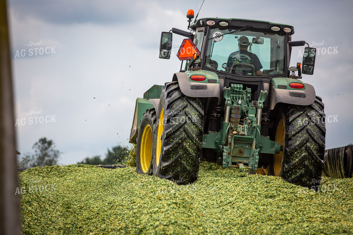 Storing Corn Silage 270608