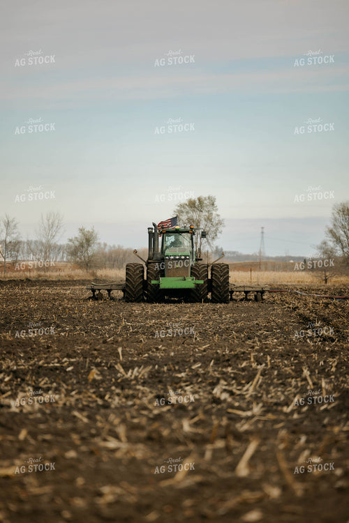 Injecting Manure 152932
