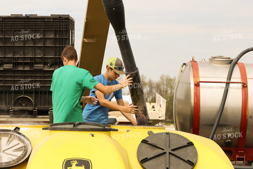 Farm Kids Loading Planter 109070