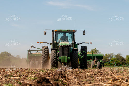 Drilling Wheat 157111