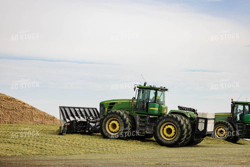 Packing Corn Silage 152939
