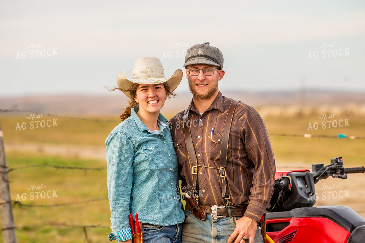 Ranch Couple 299023