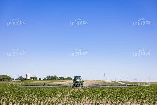Spraying Corn 152472