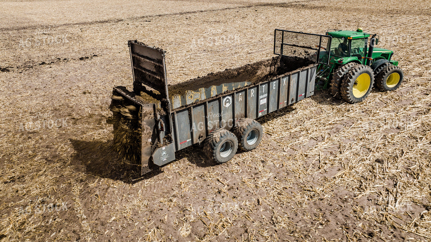 Spreading Manure Drone 56264