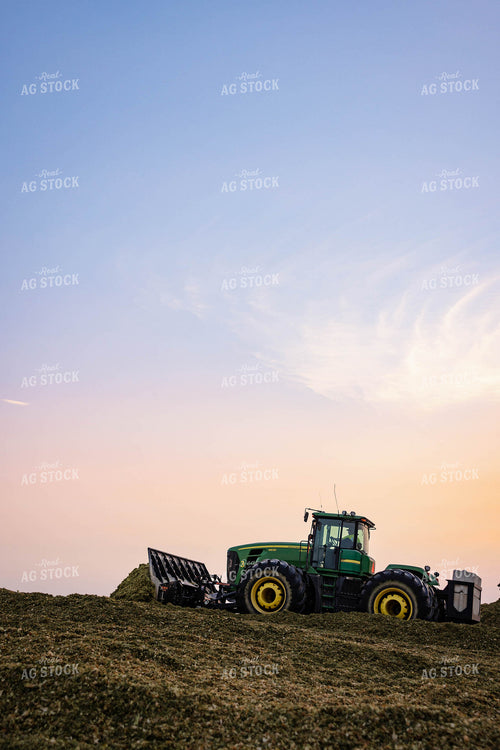 Storing Corn Silage 152545