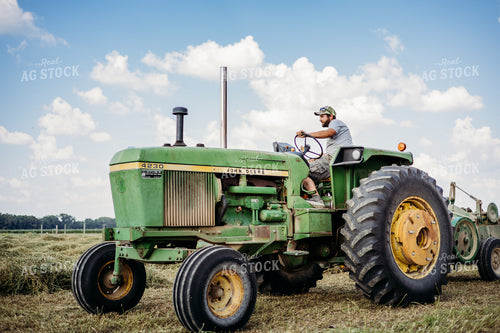 Baling Square Hay Bales 281028