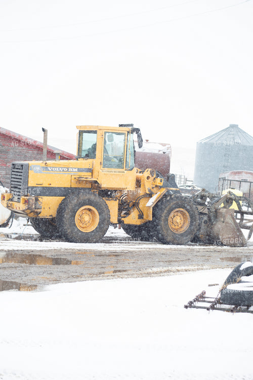 Loading Hay Bale 155456