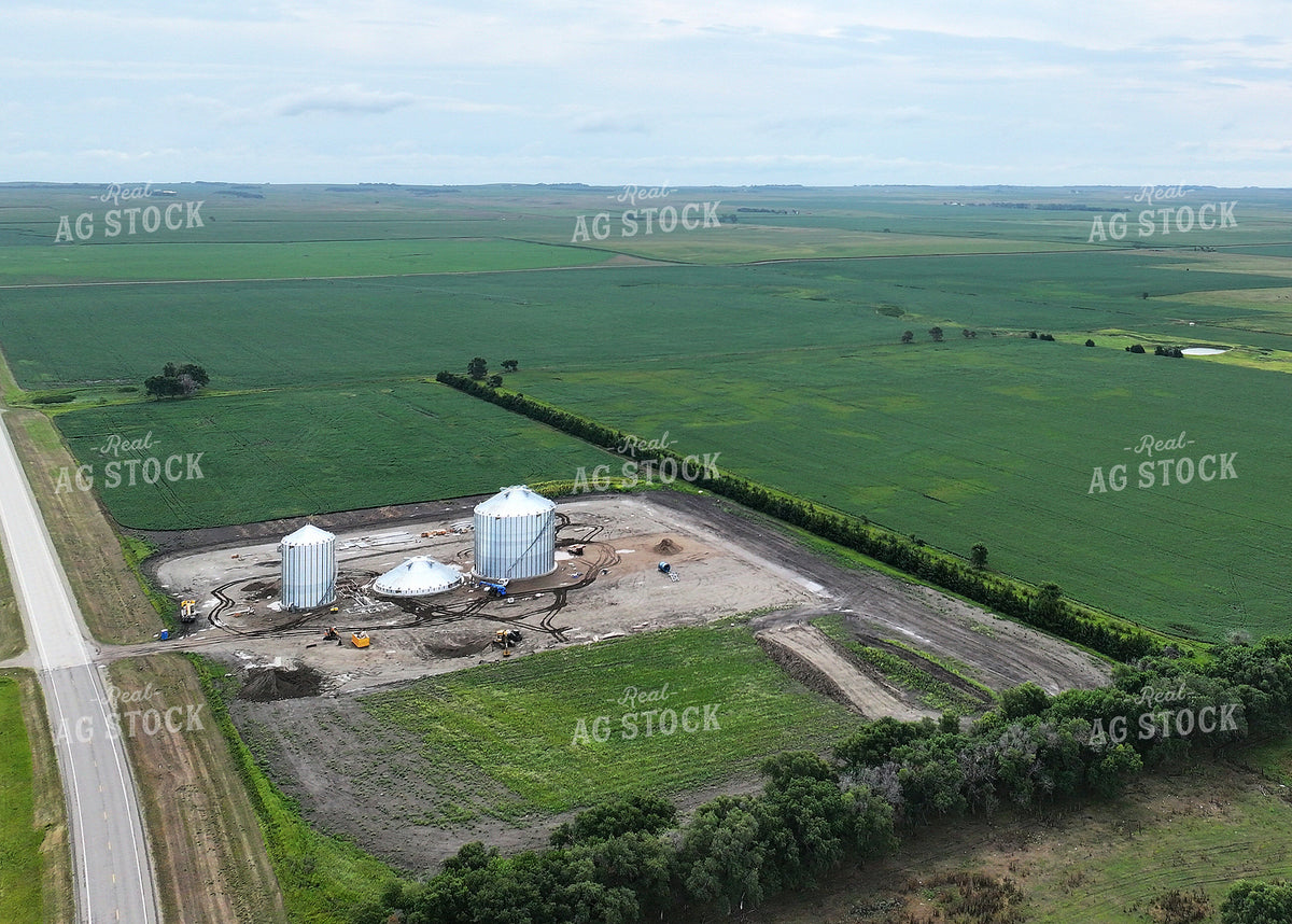 Construction at Grain Bin Site 141728