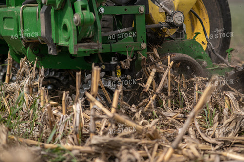 Up Close Planter in Field 76120
